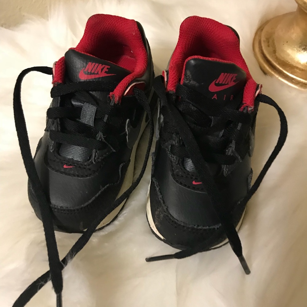 Nike toddler size 6